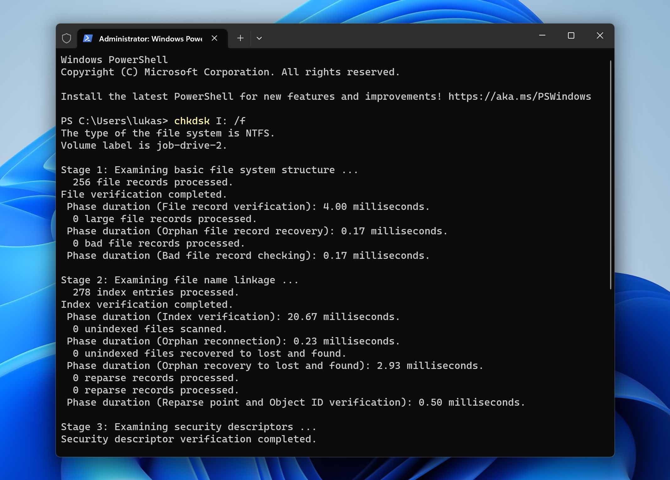 Graphic representation of running the chkdsk command for a USB flash drive in an attempt to recover lost files