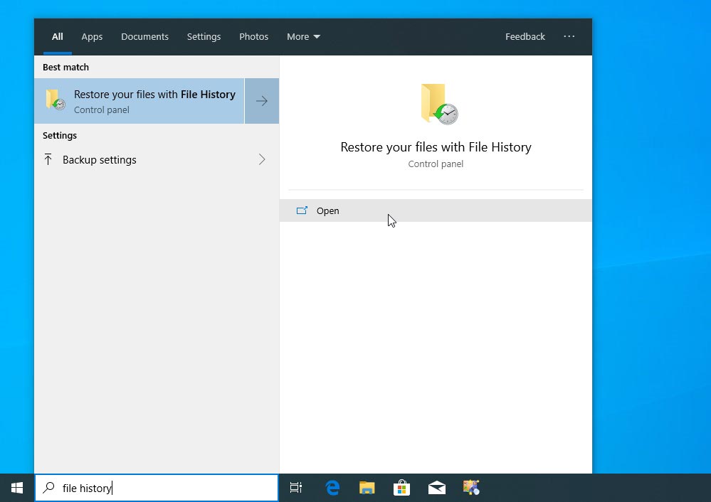 Windows 10 search for File History