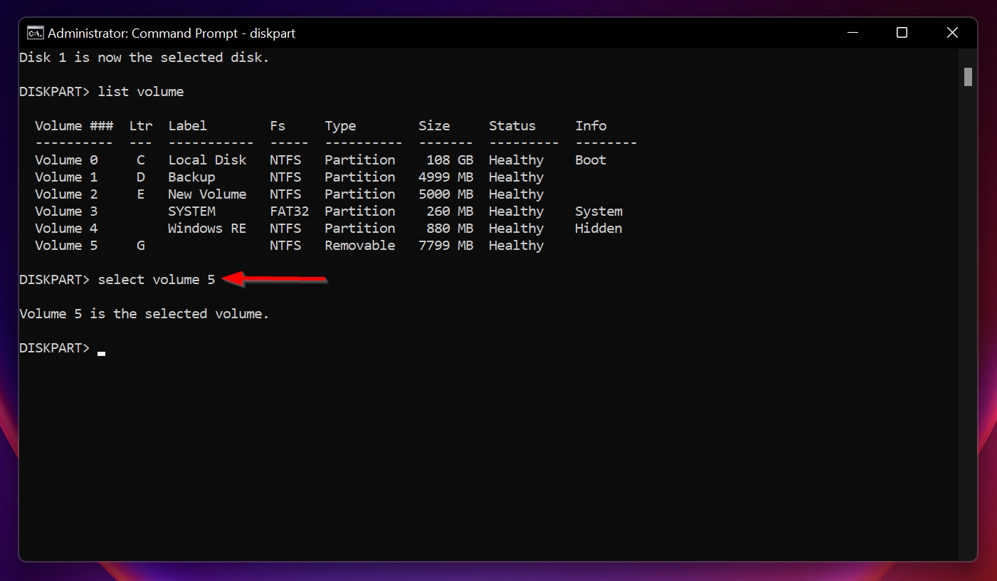 The select volume in Command Prompt.