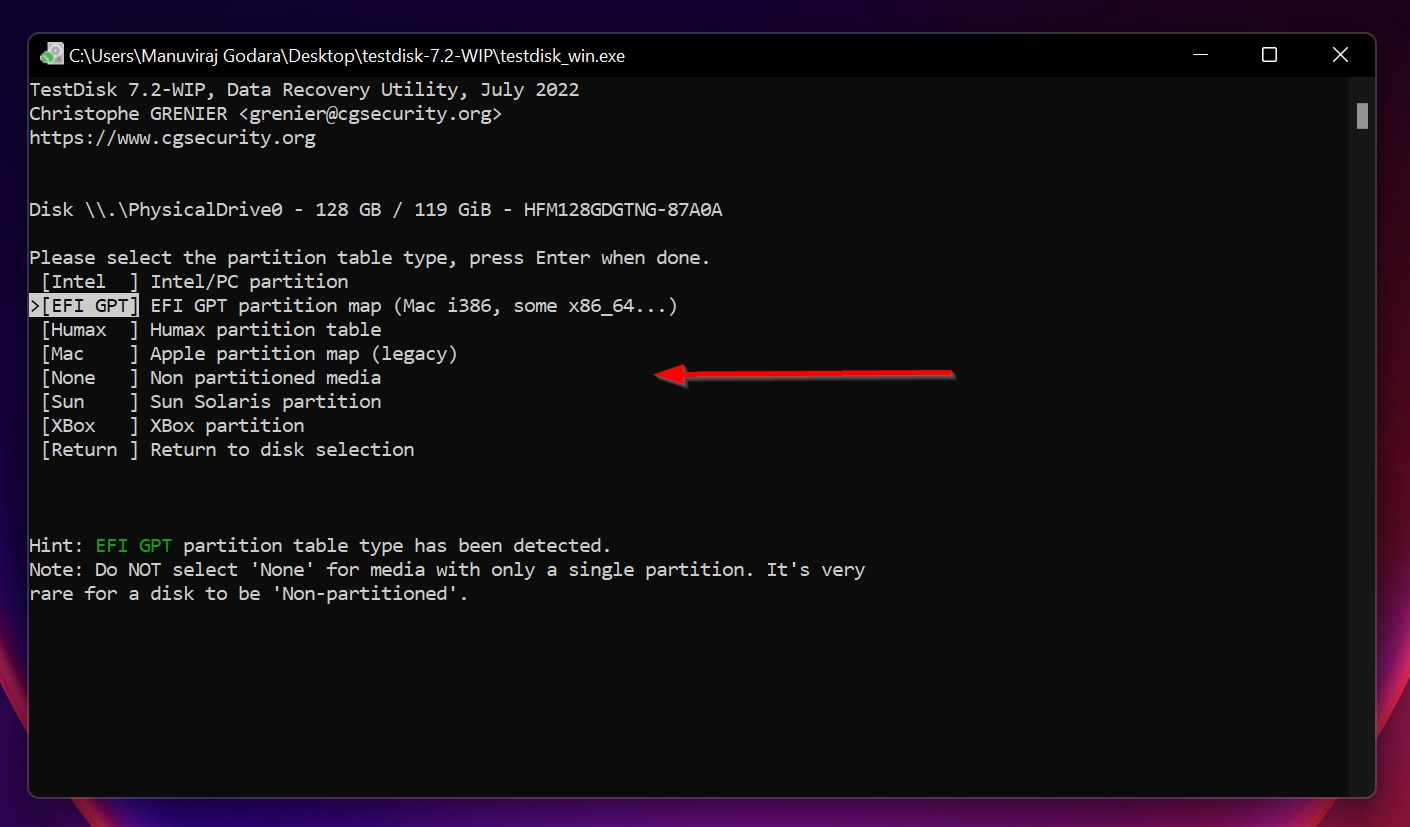 Partition table selection screen in TestDisk.