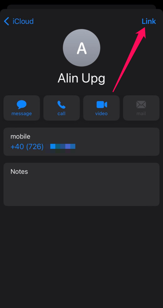 link contacts on iphone