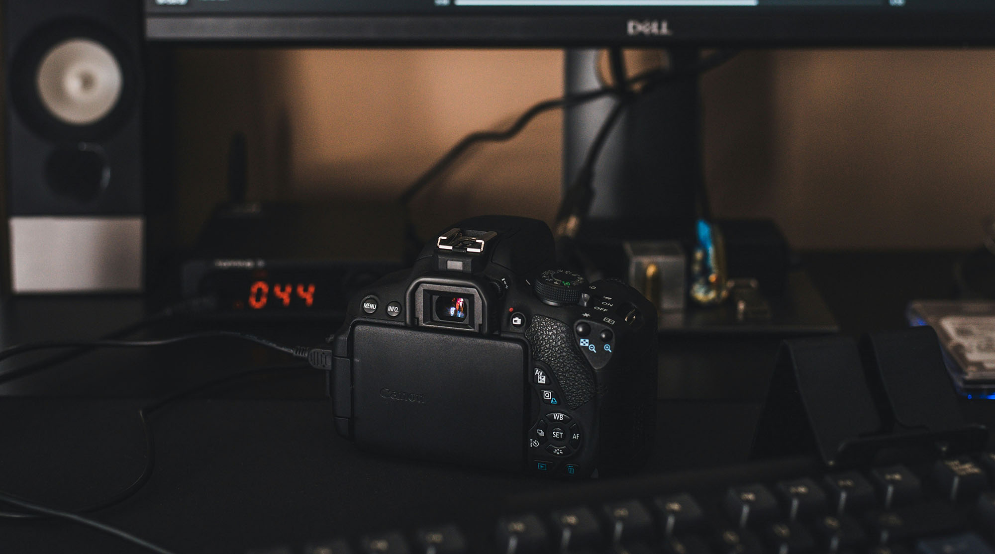 canon camera connected to PC